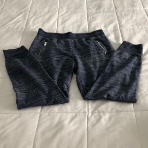 Gap sweats in Gray/Blue muted color